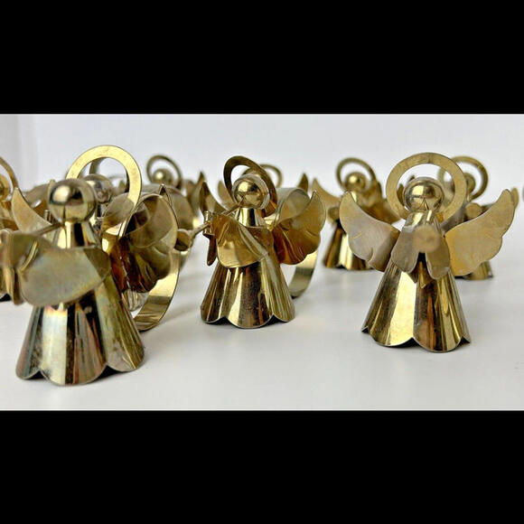 Vintage Napkin Rings Angel Wings Trumpet Gold Tin Metal Lot of 13 China - Picture 4 of 7